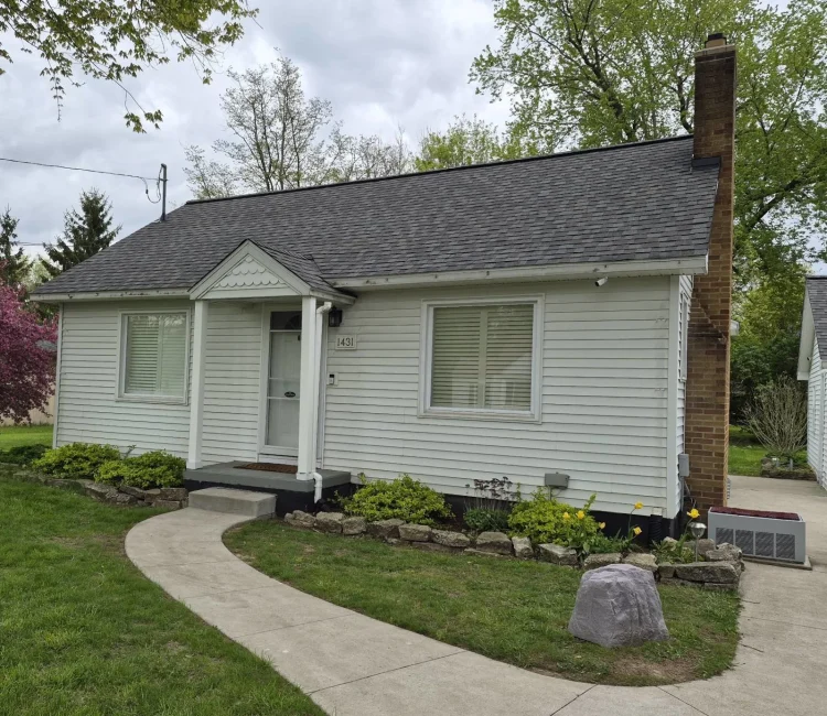 Burton Michigan home with new roof installation.
