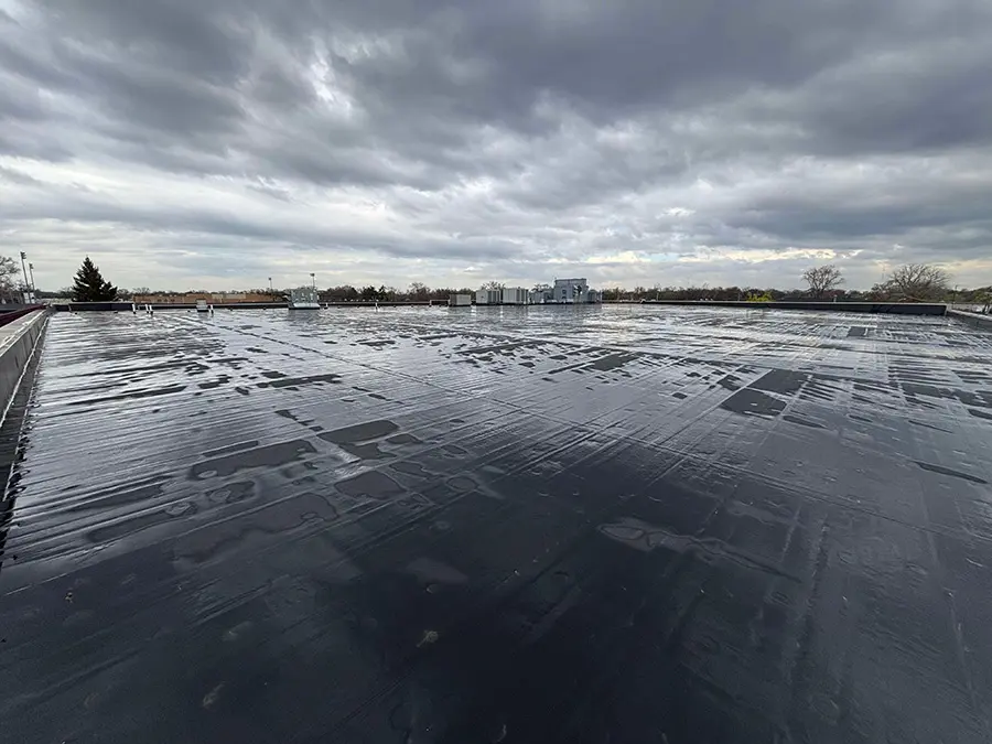 A new commercial flat roof that was installed by Ideal Roofing LLC which is a saginaw michigan roofing contractor based out of Flint Michigan. 